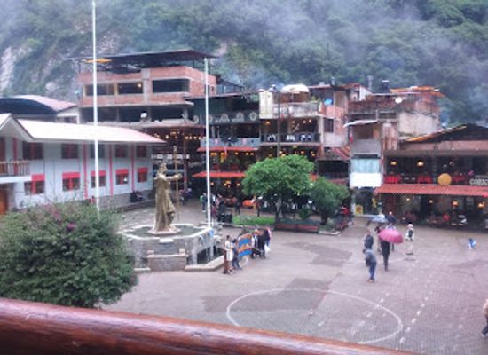 peru/machu-picchu/aguas-calientes/restaurant/ponchos-machupicchu-restaurant