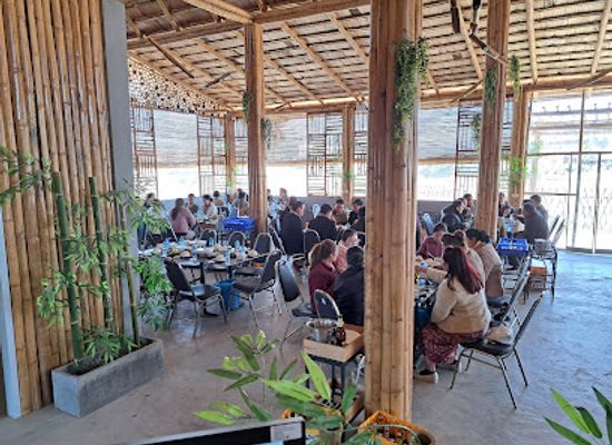 laos/phonsavan/restaurant/baan-ping-bae-n-fa