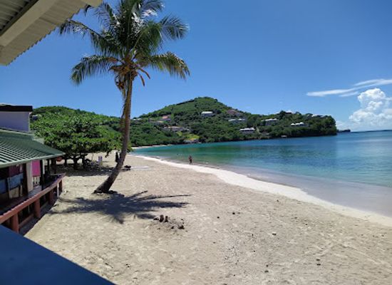 grenada/grand-anse-beach/restaurant/sur-la-mer