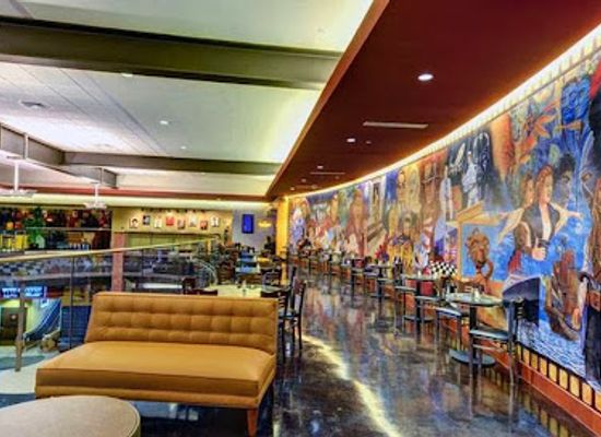 texas/south-plains/restaurant/the-pizza-pub-at-premiere-cinemas-south-plains-mall