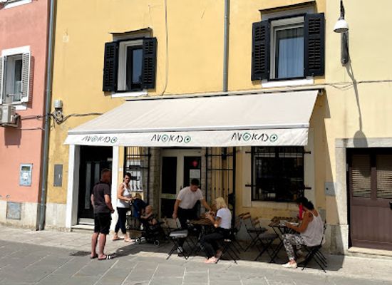 slovenia/koper/restaurant/trgovina-in-okrepcevalnica-avokado