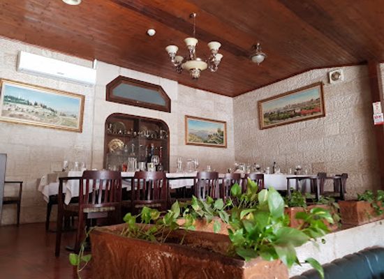 israel/jordan-valley/restaurant/abu-gosh-restaurant