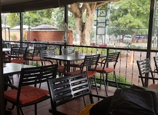 zimbabwe/mashonaland-central/restaurant/cafe-veldemeers
