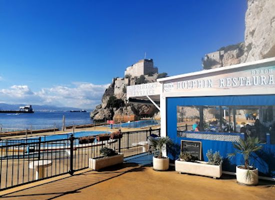 gibraltar/camp-bay/restaurant/the-dolphin-restaurant