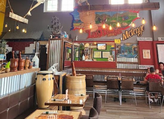 connecticut/bridgeport/restaurant/la-bodega-del-mofongo-restaurant