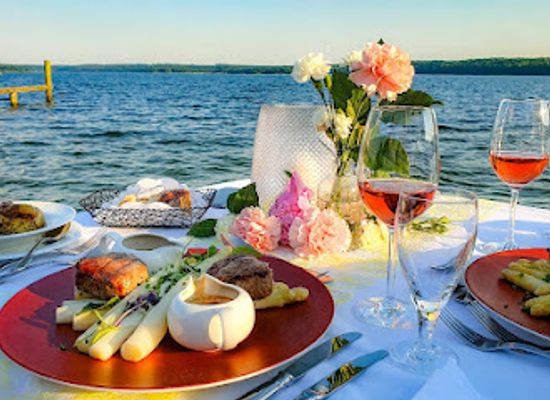 germany/mecklenburg/restaurant/falk-seehotel-plau-am-see