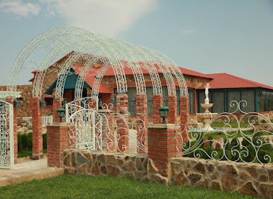 georgia/shida-kartli/restaurant/chateau-uplistsikhe