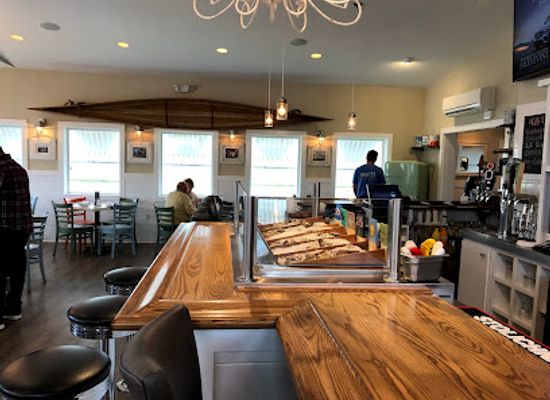 delaware/trap-pond-state-park/restaurant/matt-s-fish-camp-lewes