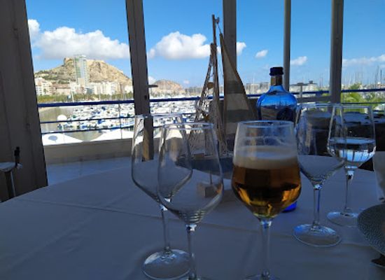 spain/alicante/puerto-de-alicante/restaurant/poniente-restaurante