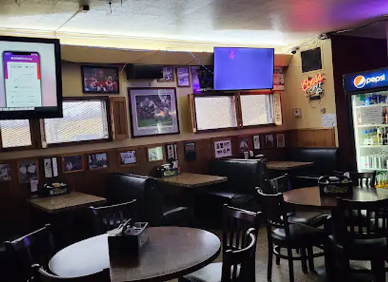 ohio/zanesville/restaurant/terry-s-tavern