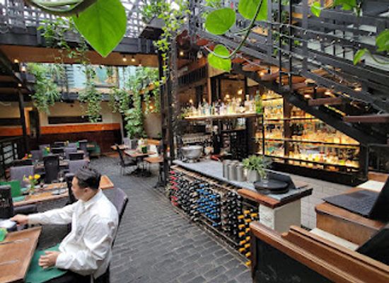 united-kingdom/glasgow/restaurant/ubiquitous-chip