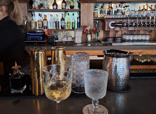 vermont/upper-valley/restaurant/redcan
