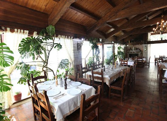 albania/llogara-national-park/restaurant/panorama-restaurant-llogara