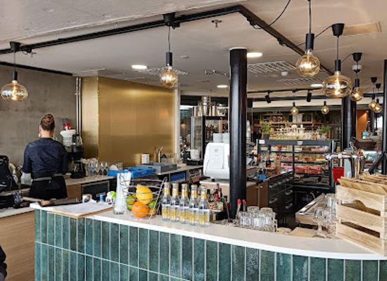 finland/jyvaskyla/restaurant/elo-jyvaskyla