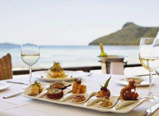 australia/whitsunday-islands/restaurant/bommie