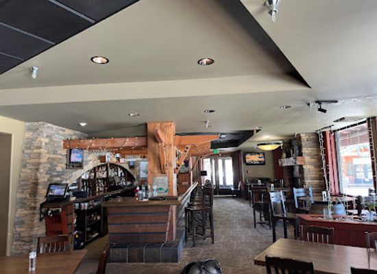 washington/the-selkirk-mountains/restaurant/chimney-rock-grill