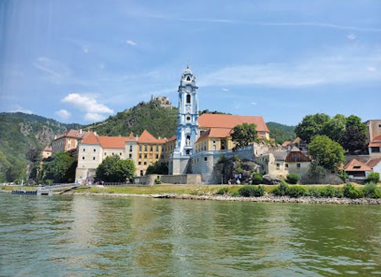 austria/wachau/restaurant/wellen-spiel