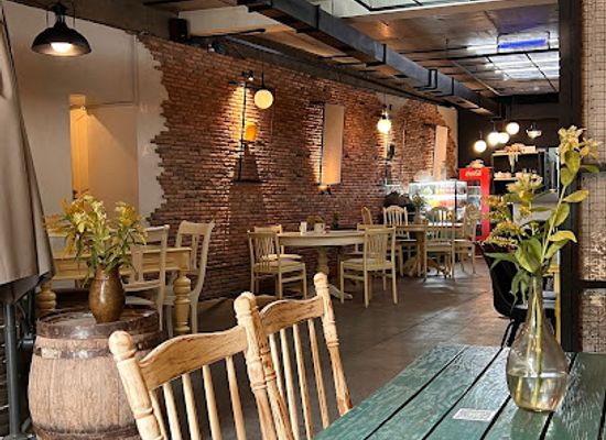 georgia/uplistsikhe/restaurant/hurma