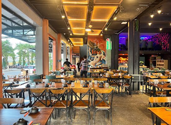 vietnam/da-nang/hai-chau-district/restaurant/loco-restaurant-danang-seafood-restaurant