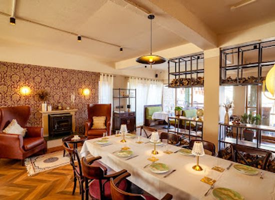 india/leh/restaurant/montagne