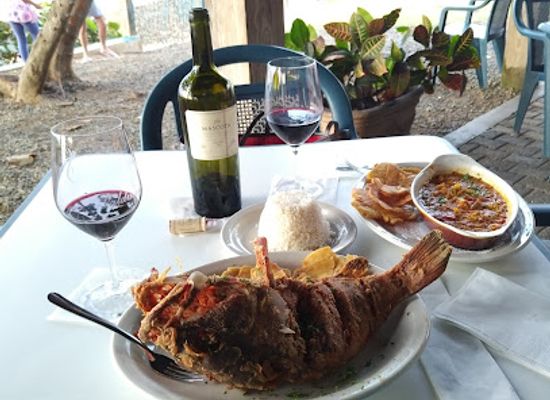 puerto-rico/arecibo-region/restaurant/salitre-meson-costero