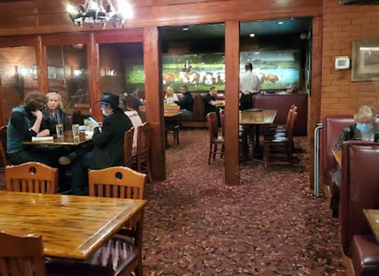 oklahoma/red-river-valley/restaurant/cattlemen-s-steakhouse