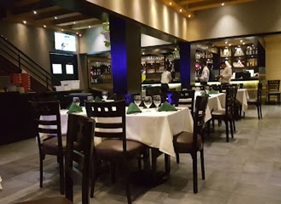 pakistan/karachi/gulshan-e-iqbal/restaurant/sizzlerz-cafe-grill