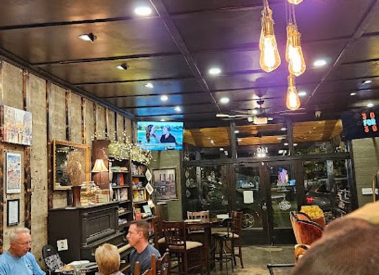 alabama/blount-mountain/restaurant/lala-s