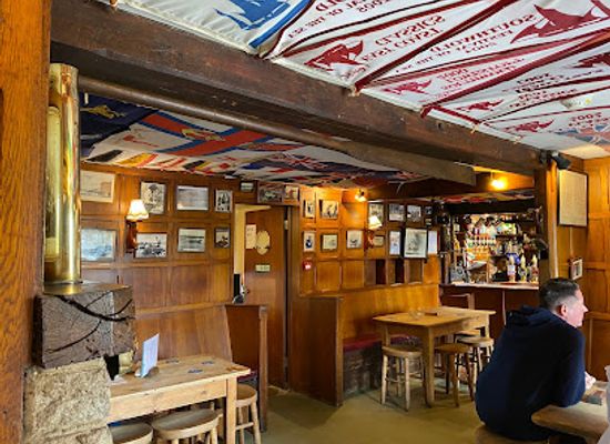 united-kingdom/southwold/bar/harbour-inn