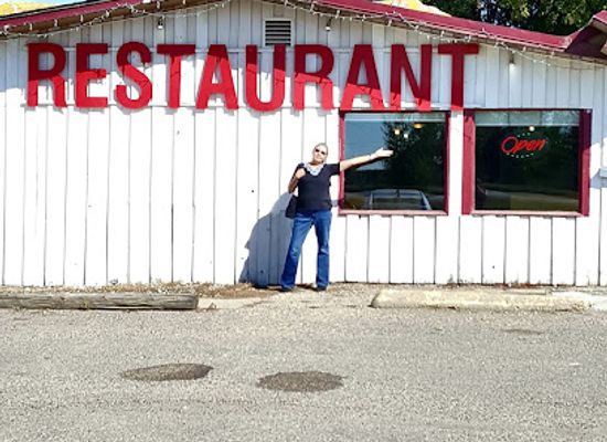 canada/western-manitoba/restaurant/the-little-chalet-restaurant
