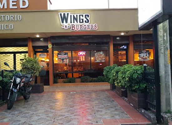 honduras/la-ceiba/restaurant/wings-n-burgers
