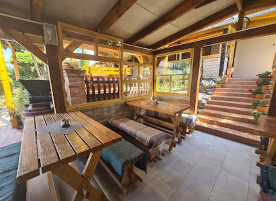 hungary/southern-transdanubia/restaurant/hegyi-csarda