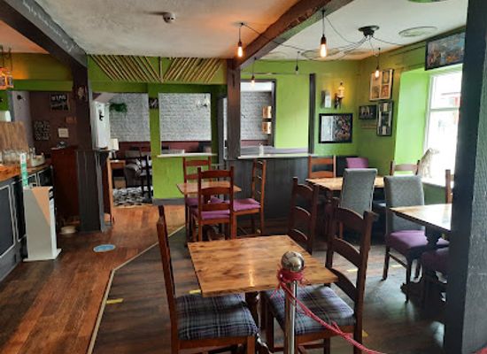 united-kingdom/montgomeryshire/restaurant/y-llew-coch-mach-the-red-lion-machynlleth-town