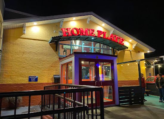 massachusetts/bristol-county/restaurant/home-plate-bay-street-grill