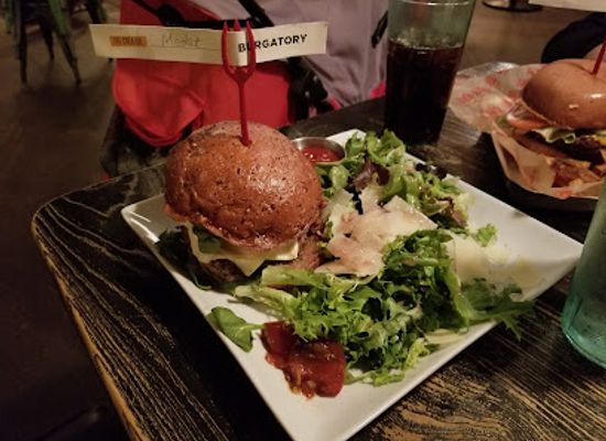 pennsylvania/pittsburgh/north-shore/restaurant/burgatory