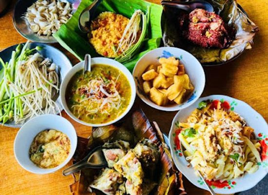 myanmar-burma/mandalay-region/restaurant/ko-lone-fish-rice