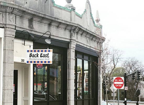 massachusetts/north-shore/restaurant/back-east-mediterranean-grill