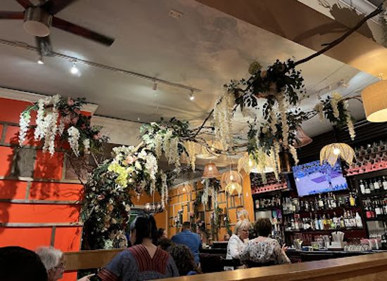 west-virginia/harper-s-ferry/restaurant/sumittra-thai-kitchen-bar