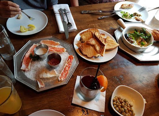 texas/houston/montrose/restaurant/nobie-s