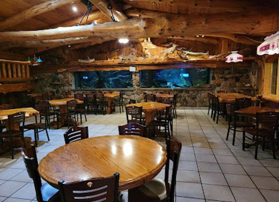 wisconsin/baraboo-range/restaurant/river-s-edge-pub-grub