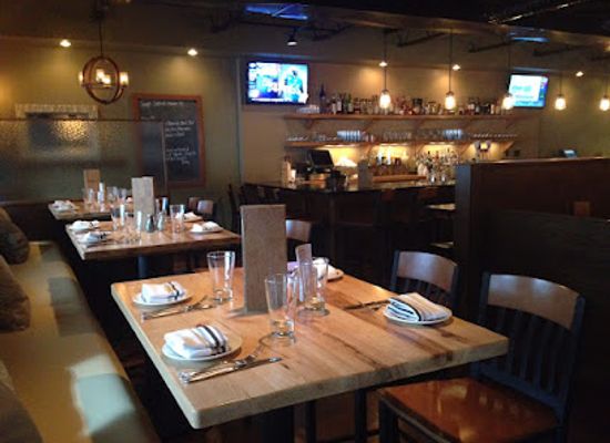 maine/york-county/restaurant/the-central-restaurant-bar