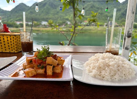 vietnam/north-central-coast/restaurant/dat-viet