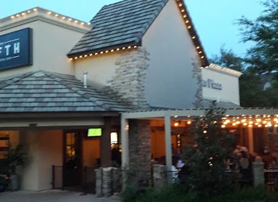 texas/blackland-prairie/restaurant/the-fifth-fireside-patio-and-bar