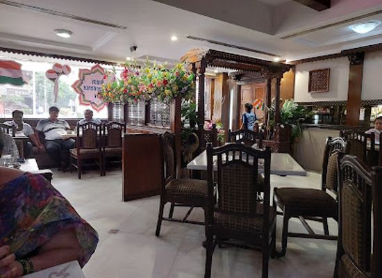 india/visakhapatnam/restaurant/tycoon-multi-cuisine-restaurant