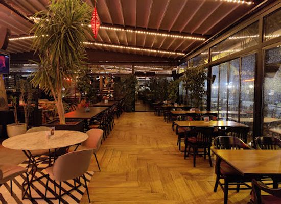 turkiye/antalya/lara/restaurant/the-royal-castle-bistro