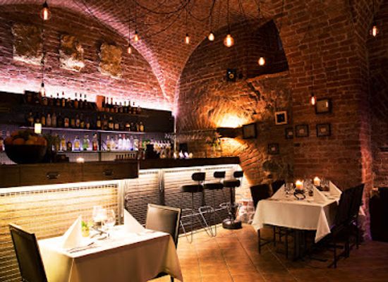 poland/wroclaw/ostrow-tumski/restaurant/restauracja-lwia-brama