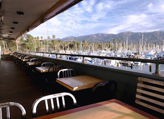 california/santa-barbara/downtown-santa-barbara/restaurant/brophy-bros