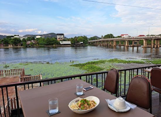 thailand/kanchanaburi/restaurant/tabasco