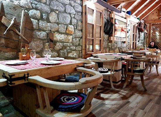 montenegro/komovi/restaurant/konoba-amanet
