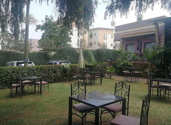 uganda/kampala/restaurant/terranga-restaurant-bar-design-eclectic-delicacies